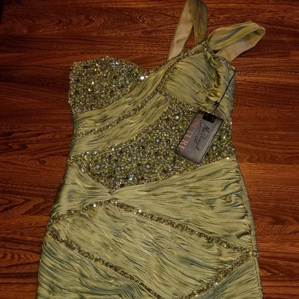 Size 12 Mac Duggal Couture off the shoulder dress